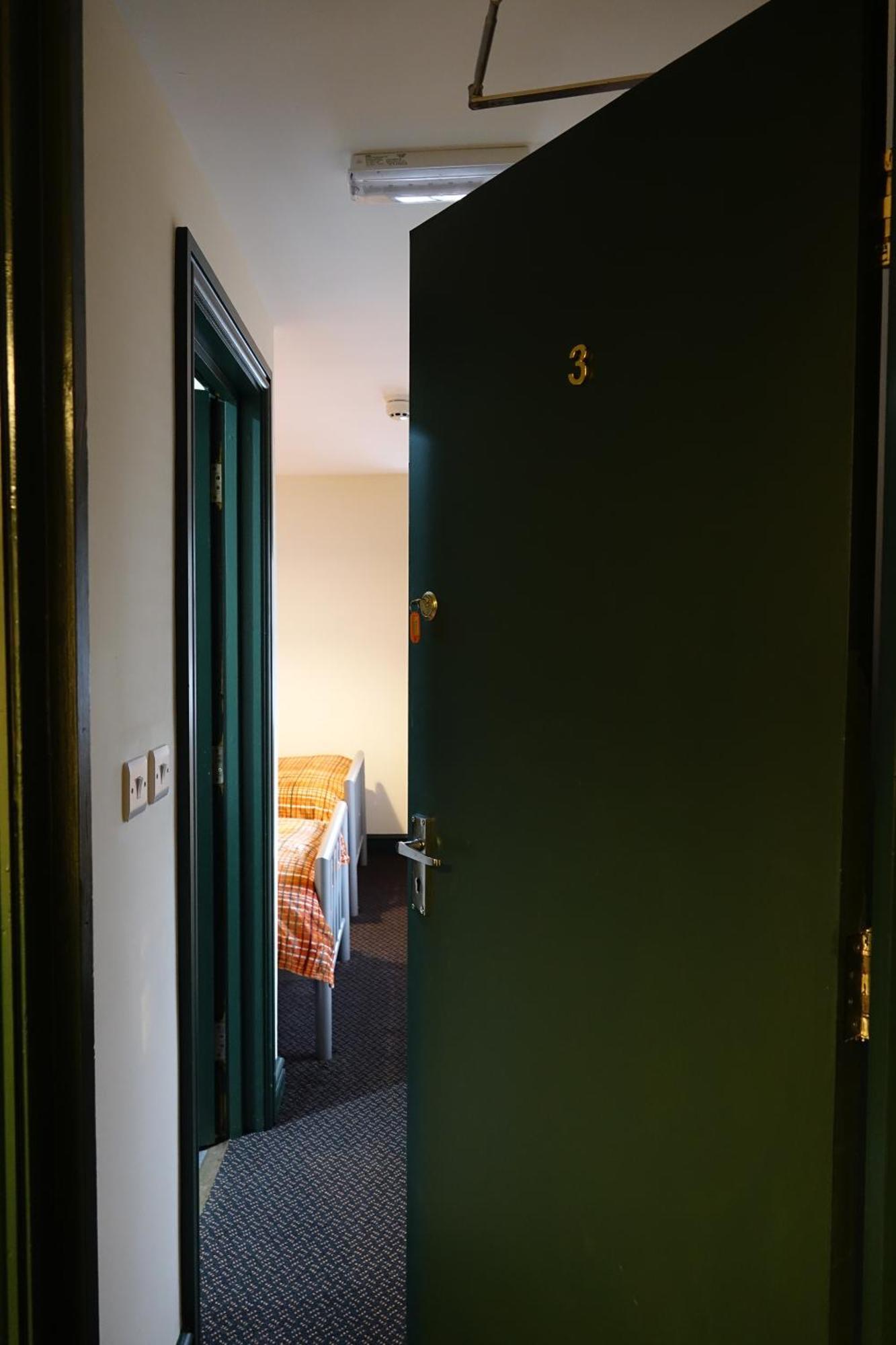 Y Gwydyr Hotel - Dolwyddelan Buitenkant foto