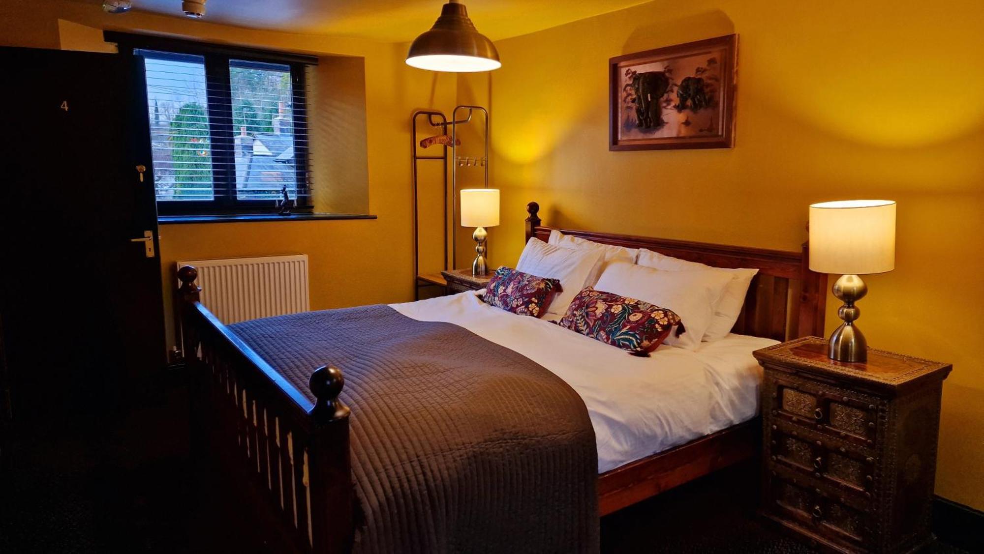 Y Gwydyr Hotel - Dolwyddelan Buitenkant foto